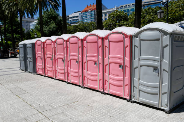 Best Portable Restroom for Sporting Events  in Manana, HI
